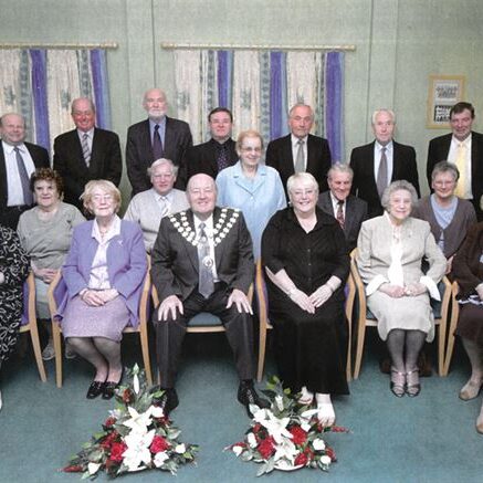 Photograph showing the Councillors representing Hetton Town Council 2004 to 2005